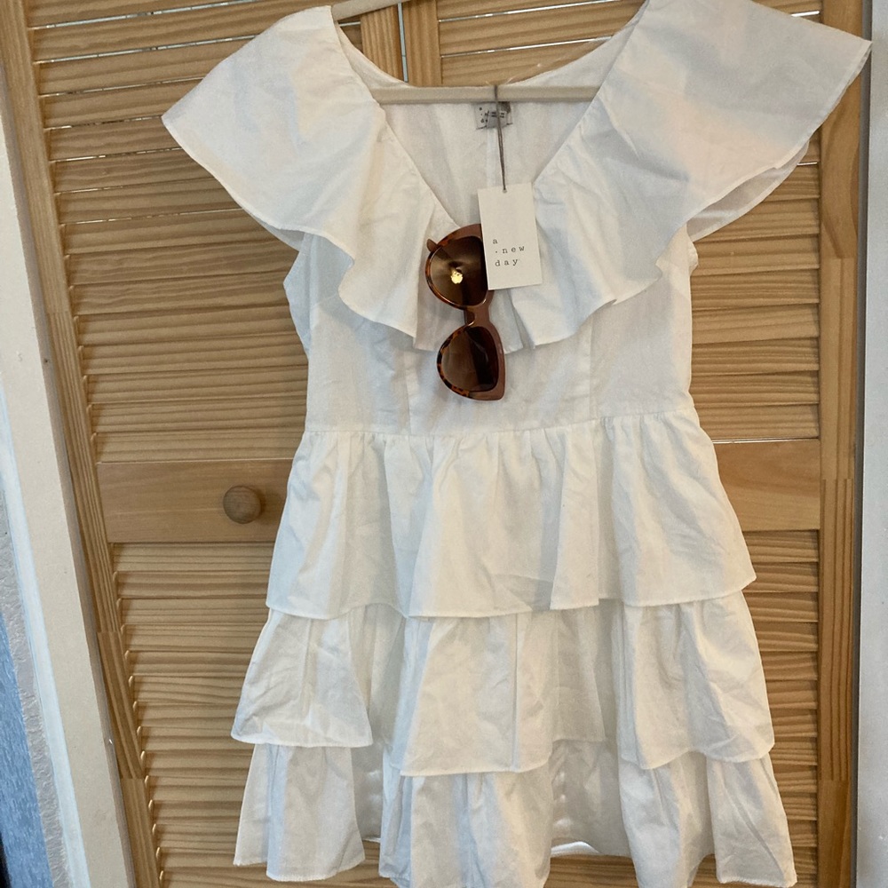 Cute cotton dress size small NWT